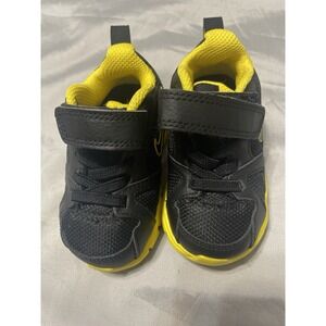 Nike Baby Sneakers 4C Black And Yellow